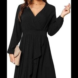 KORMEI Black Dots High Low V-Neck Maxi Dress Long Sleeve Medium NWT